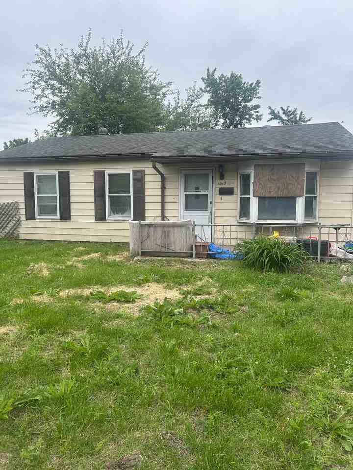 608 Saint Monica Dr - Photo 2 of 6