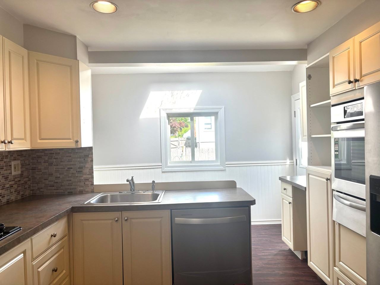 20 Lower East St - Photo 7 of 16