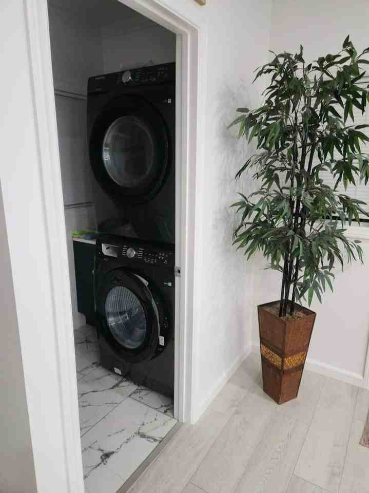 3687 2nd Ave - Photo 6 of 8