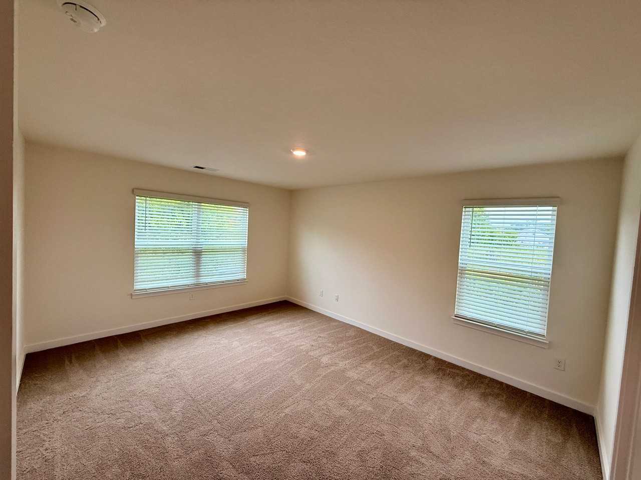 6837 Beeler Rd - Photo 7 of 19