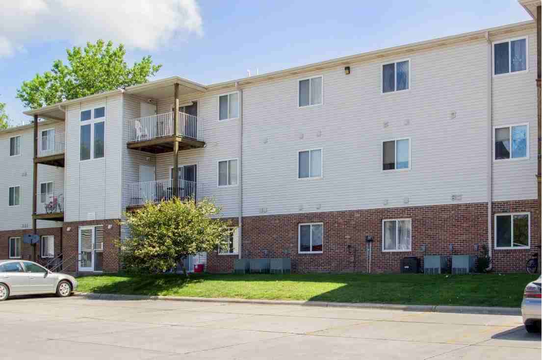 649 The Heights,Parkwild Dr #2D11 - Photo 4 of 6