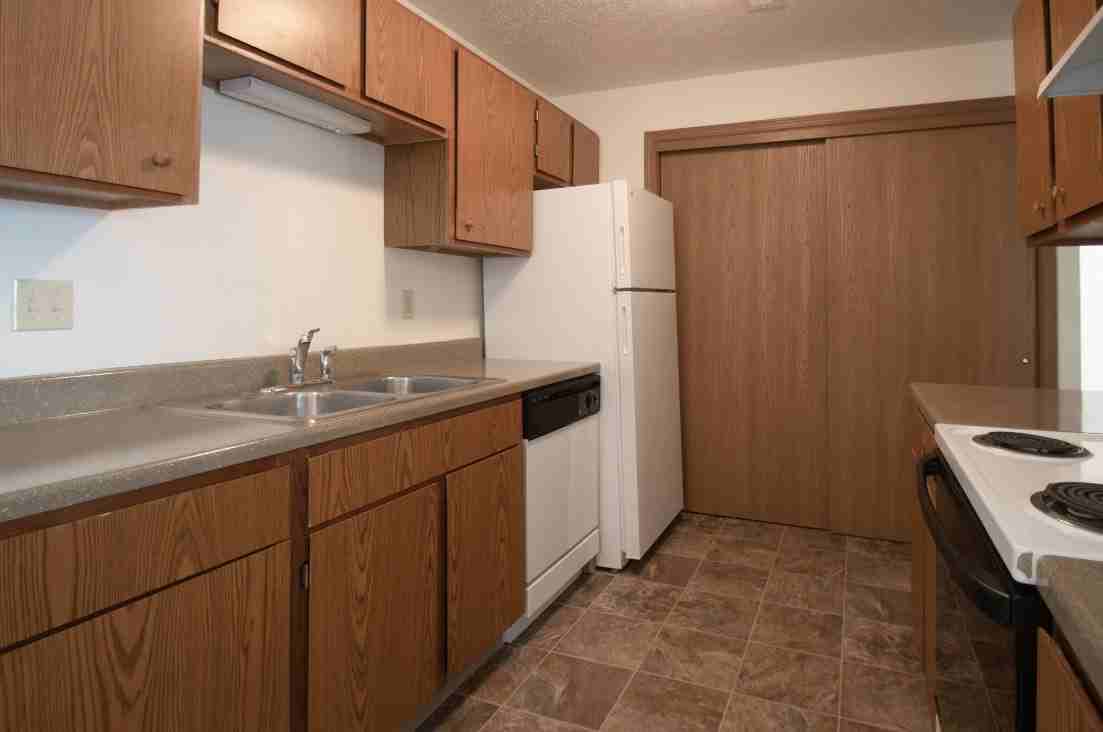 649 The Heights,Parkwild Dr #3E9 - Photo 4 of 6