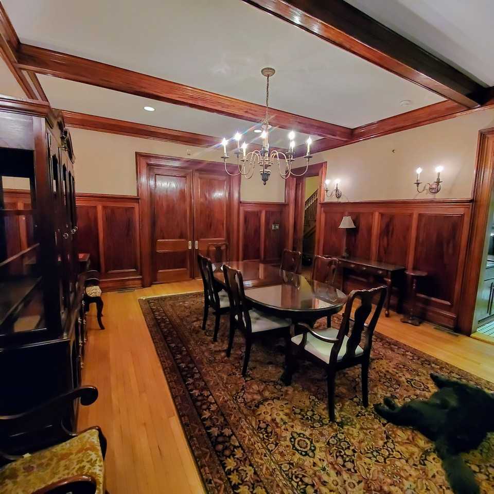 520 Madison Ave - Photo 5 of 16