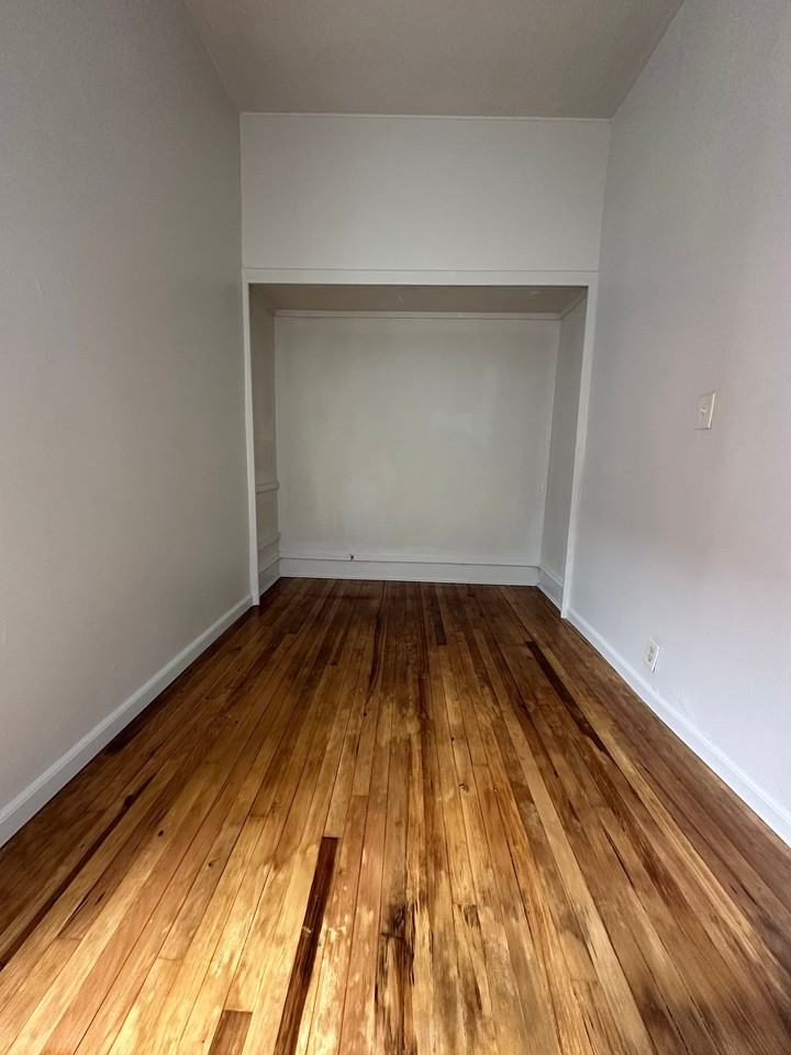 311 Quarry St - Photo 7 of 8