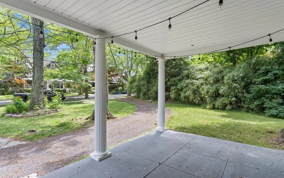 117 E Walnut Ave #D - Photo 4 of 19
