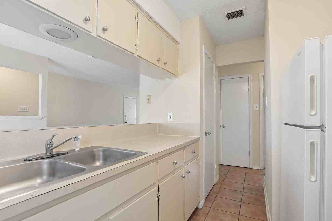 3114 Plantation Rd #A - Photo 7 of 15