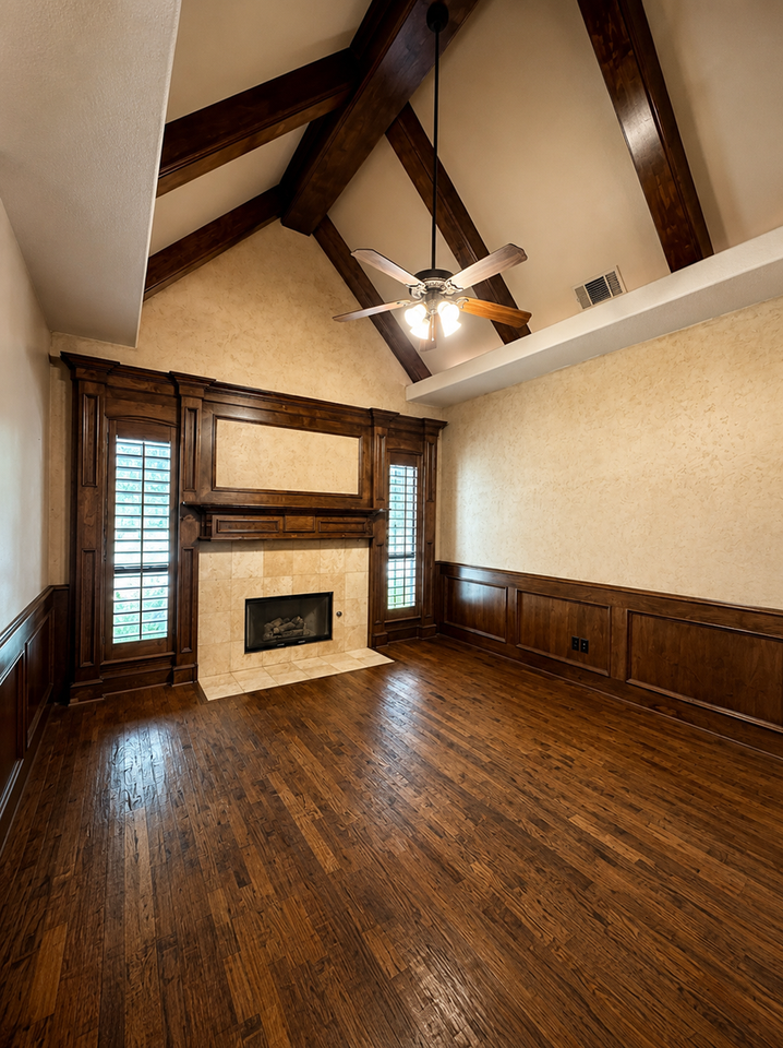 1209 Verona Way - Photo 3 of 12