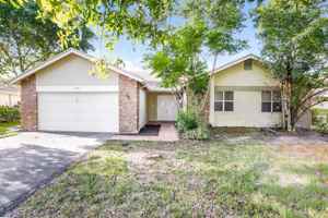 featured image of 11235 Nw 43rd Pl