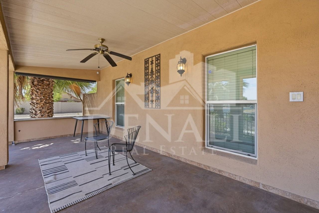 5654 W Mountain View Rd - Photo 3 of 34