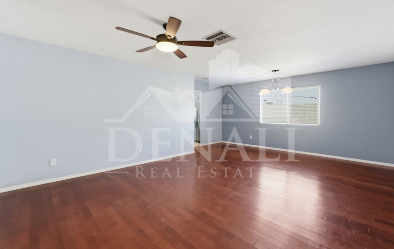 5654 W Mountain View Rd - Photo 5 of 34