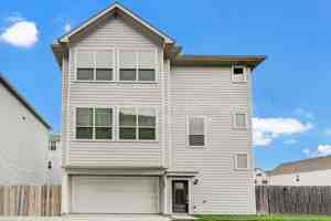 featured image of 705 Link Rd