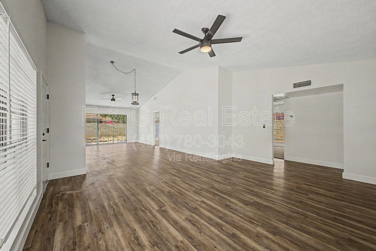 4208 W Villa Maria Dr - Photo 6 of 39