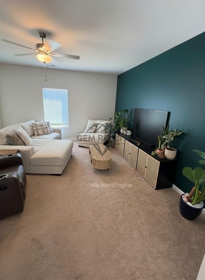 17111 J Shelby Guss Way - Photo 4 of 18