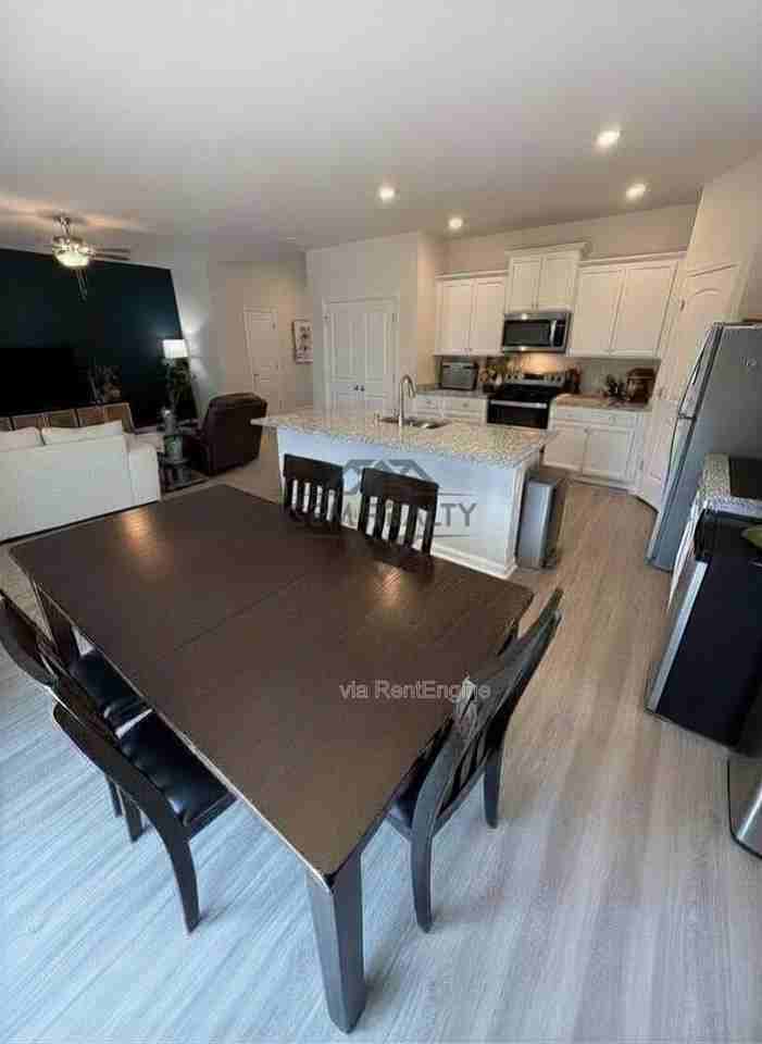 17111 J Shelby Guss Way - Photo 6 of 18