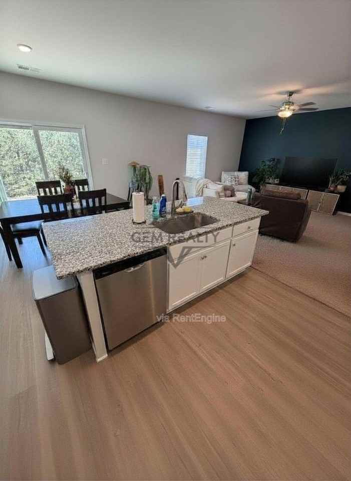 17111 J Shelby Guss Way - Photo 7 of 18