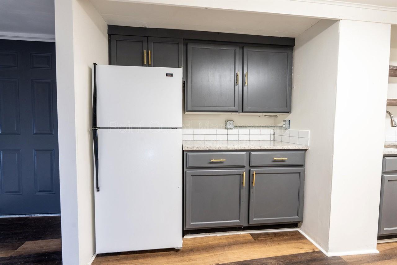 3700 E 16th St N #2 - Photo 2 of 23