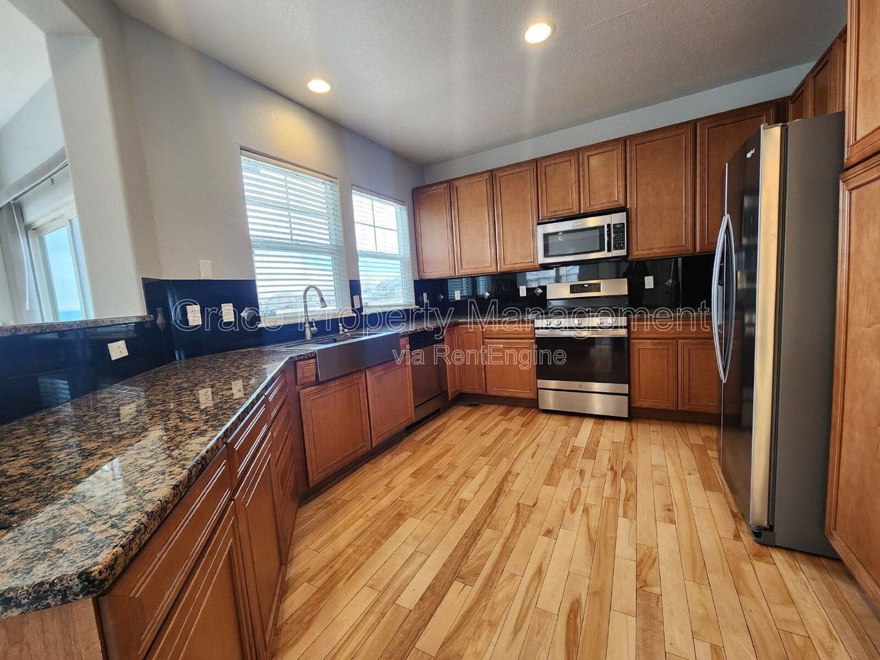 1969 Fairway Pointe Dr - Photo 5 of 30
