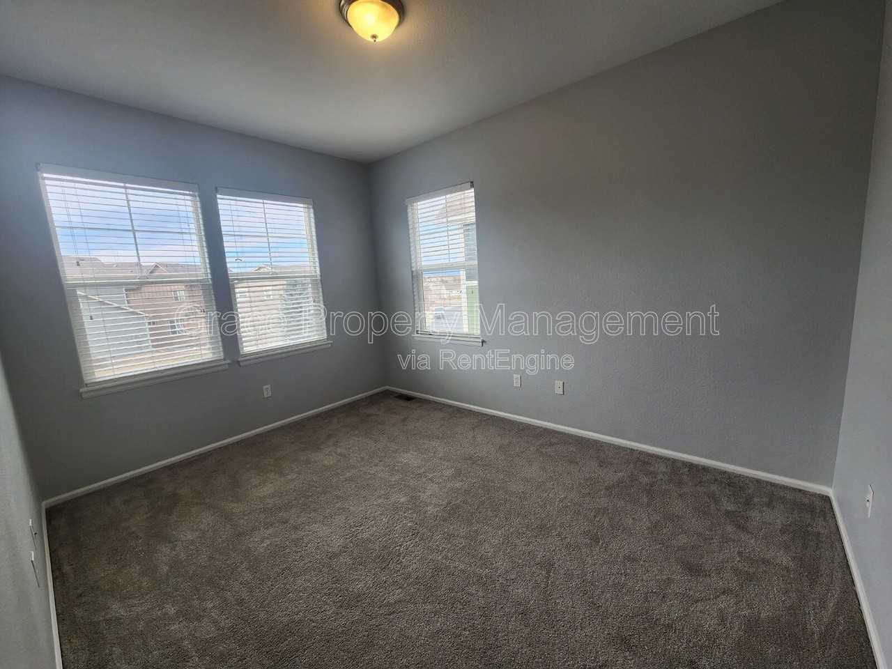 1969 Fairway Pointe Dr - Photo 7 of 30
