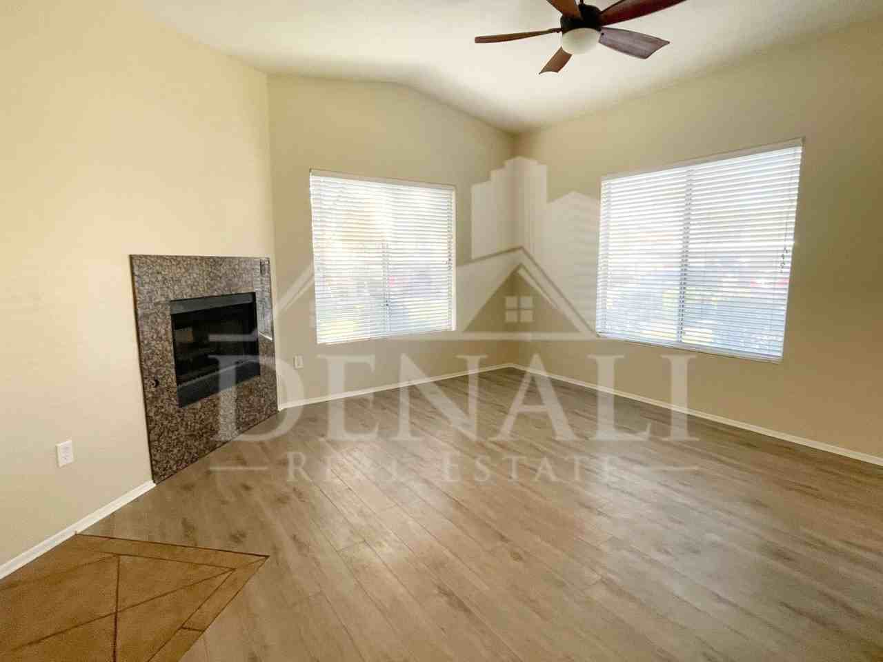 2929 W Yorkshire Dr #1019 - Photo 4 of 31