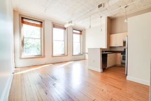 121 W Broad St #401 - Photo 1 of 1
