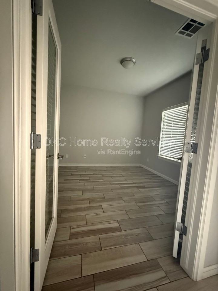 2905 Quail Creek Rd - Photo 3 of 34