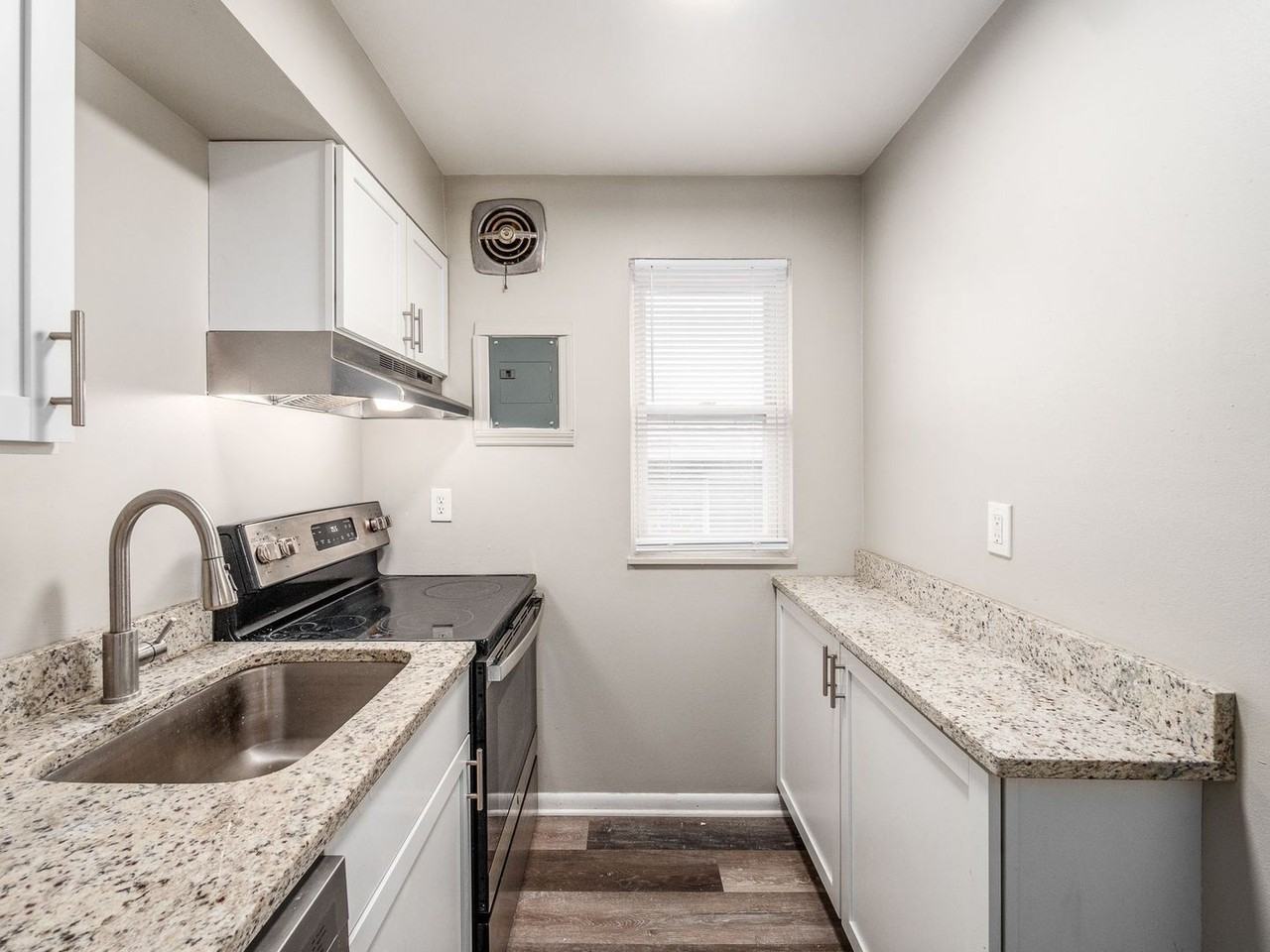 76 W 8th Ave #B3 - Photo 3 of 18