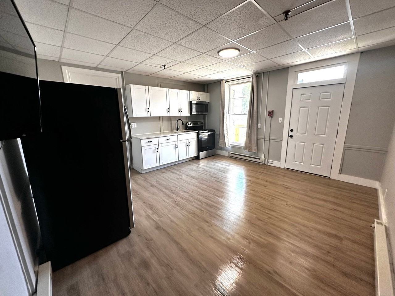 539 Pine St - Photo 6 of 23