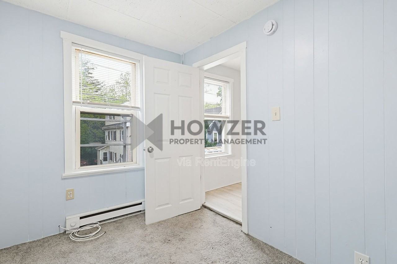 41 Park St #2L - Photo 6 of 12