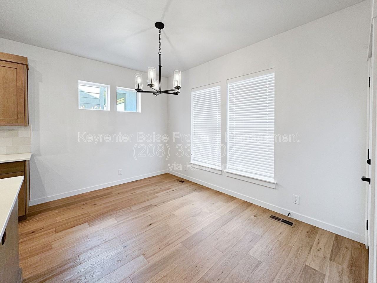 6346 S Rohanna Way - Photo 6 of 22
