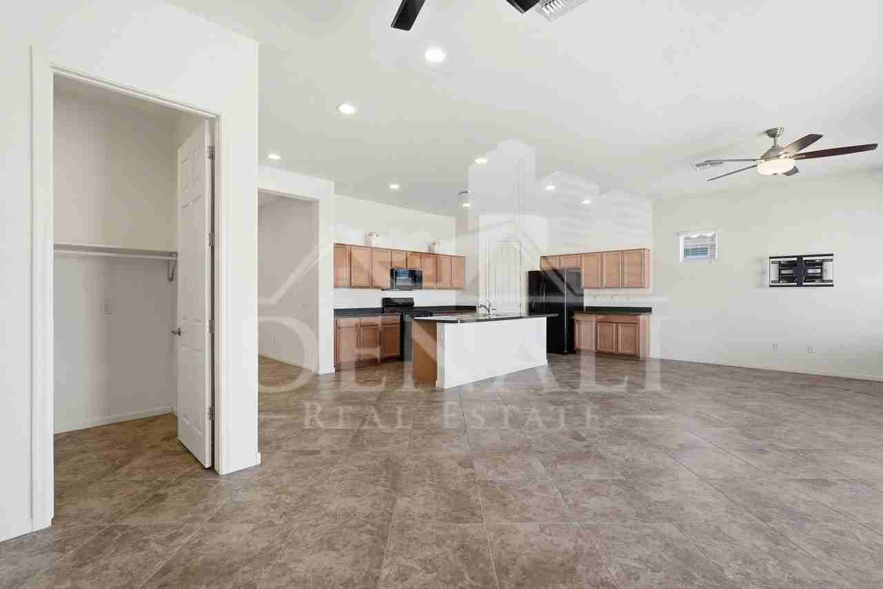 6474 W Willow Falls Way - Photo 7 of 34