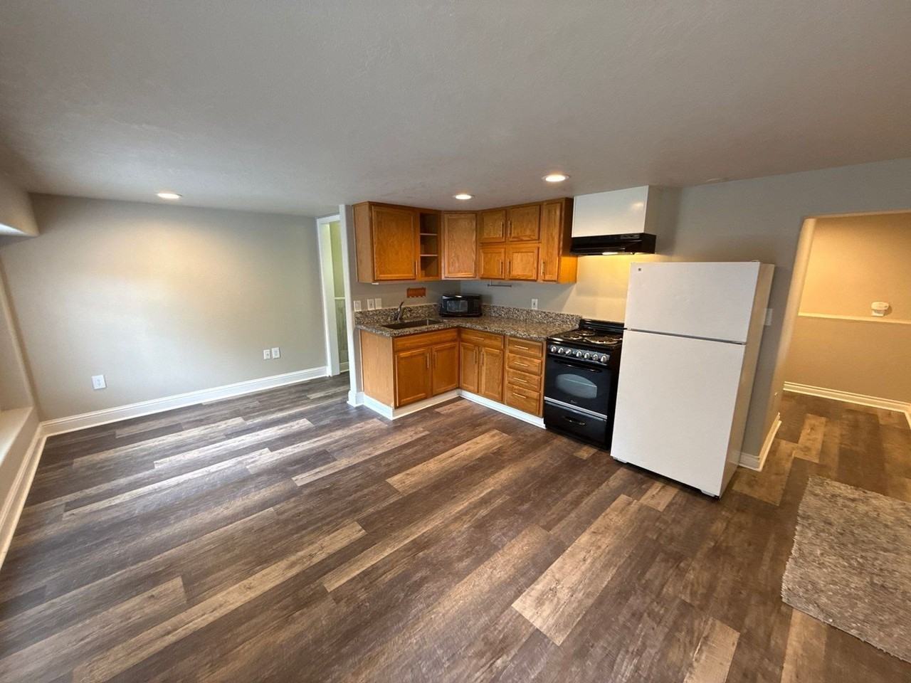 696 Eisenhower Ct Nw #ADU - Photo 3 of 19
