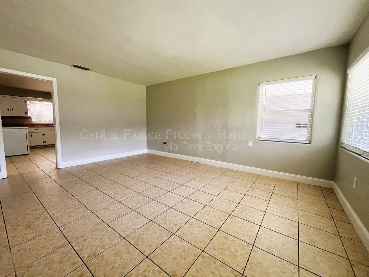 1510 Altaloma Ave - Photo 3 of 18