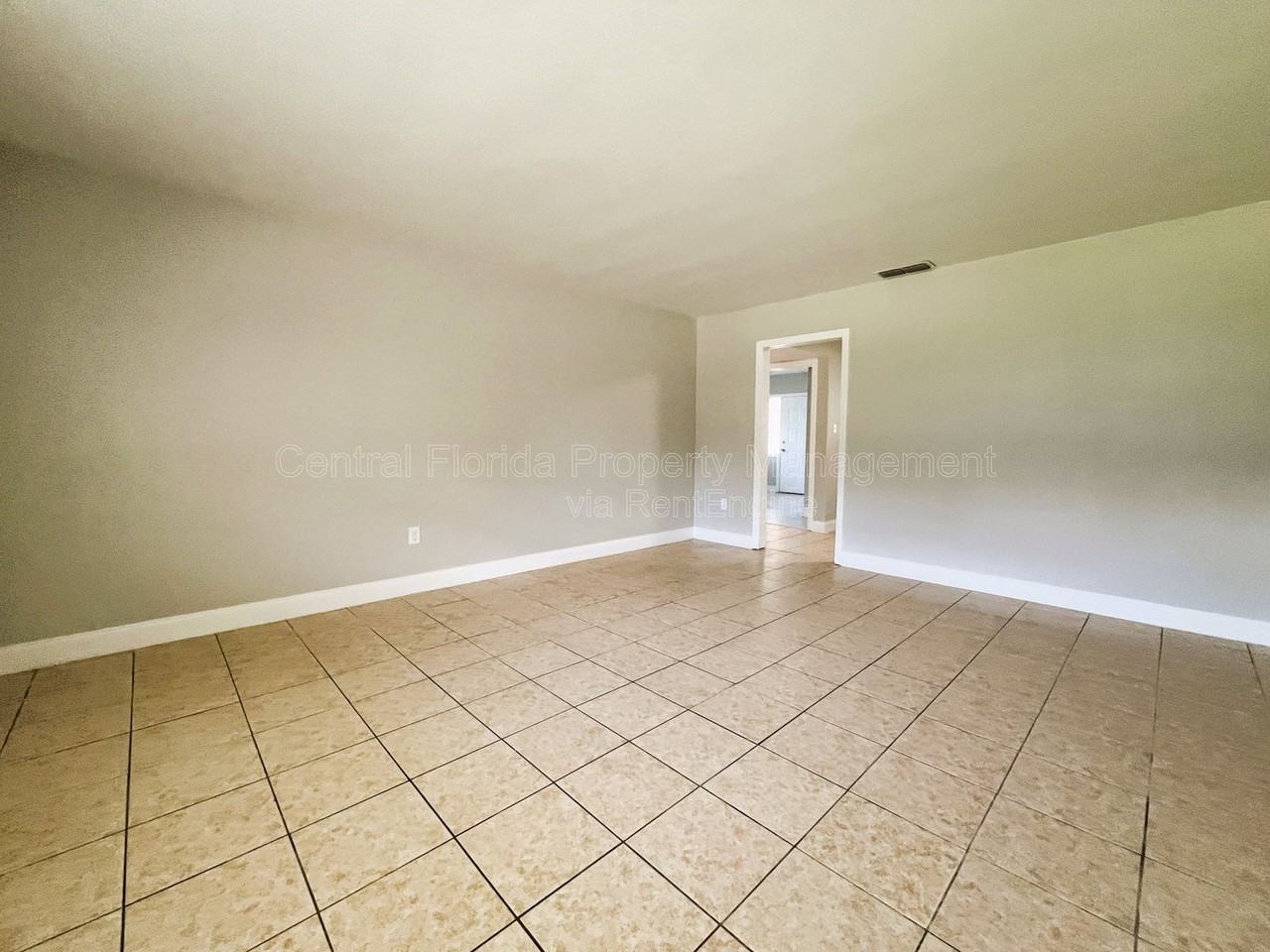 1510 Altaloma Ave - Photo 4 of 18