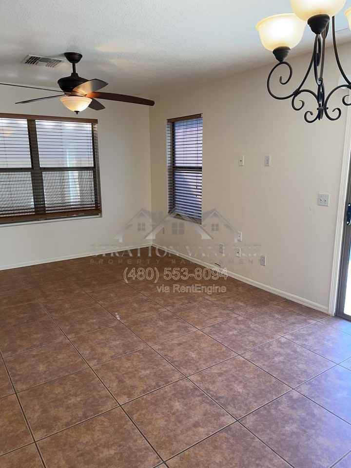 9592 N 82nd Ave - Photo 5 of 14