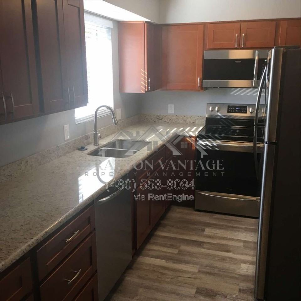 852 N Stapley Dr - Photo 4 of 7