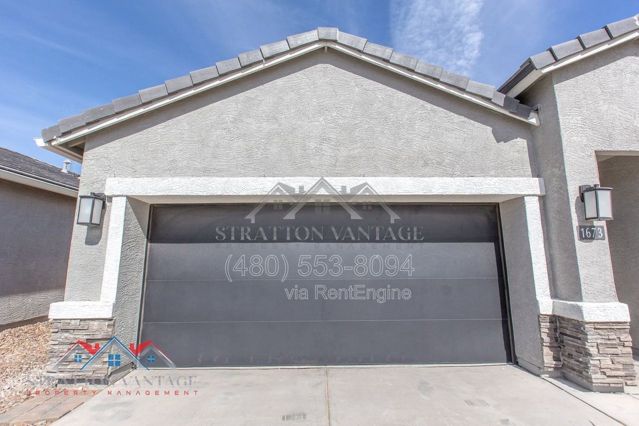 1673 N Wrigley Dr - Photo 4 of 42