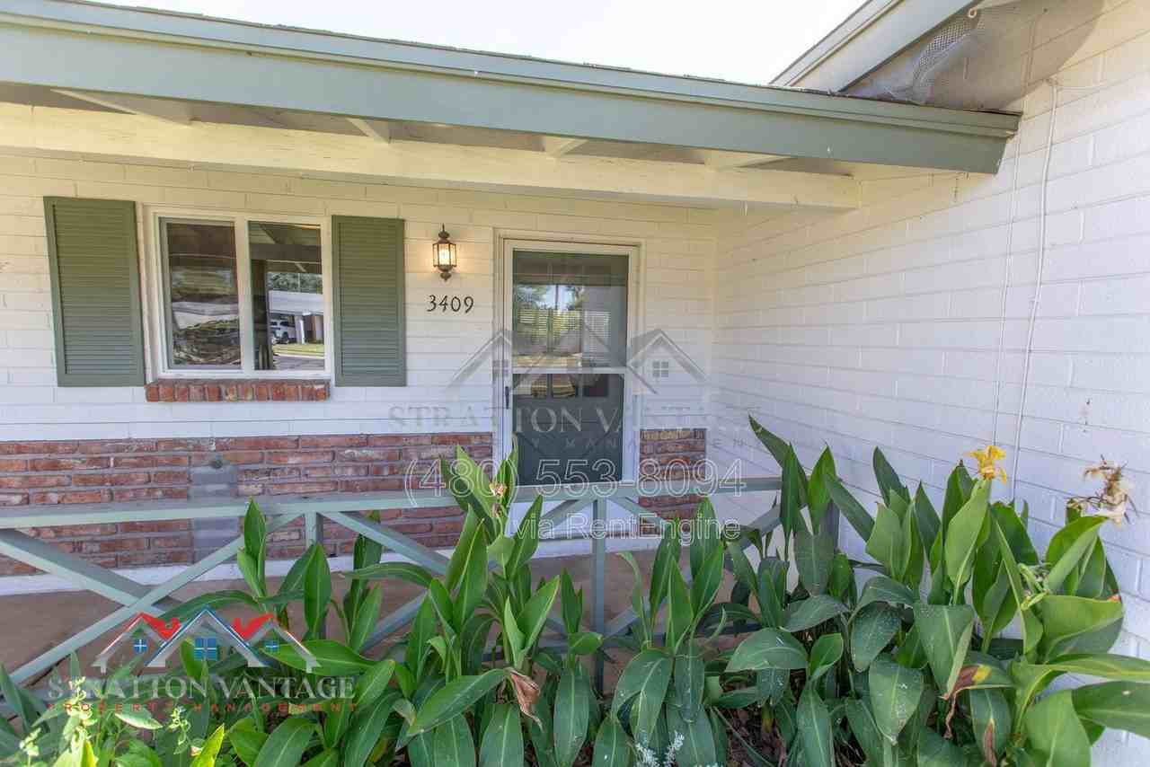 3409 E Indianola Ave - Photo 7 of 39