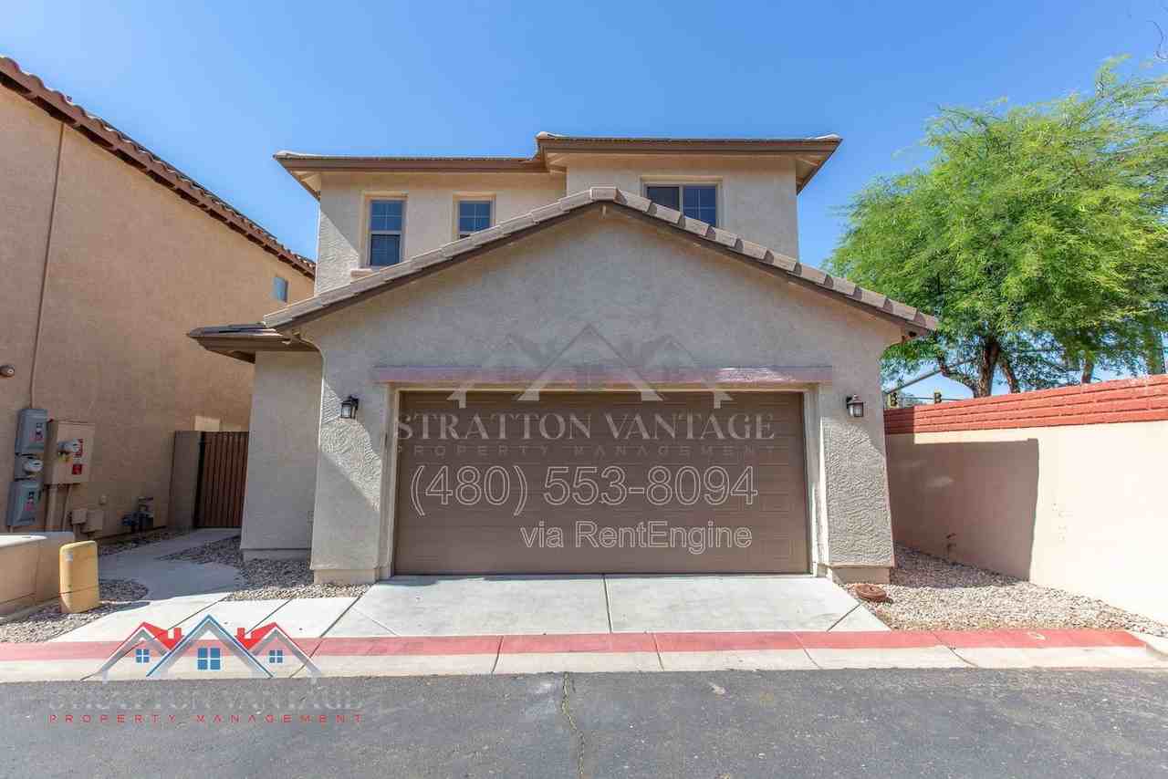 9136 W Meadow Dr - Photo 5 of 38