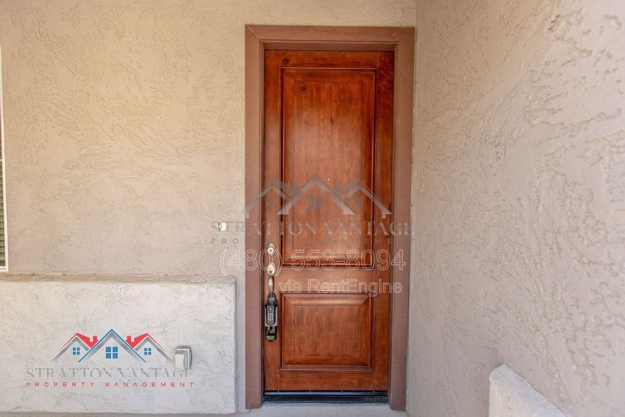 4352 E Carla Vista Dr - Photo 5 of 38
