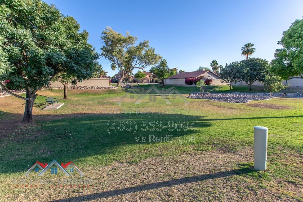 3470 W Ironwood Dr - Photo 2 of 50