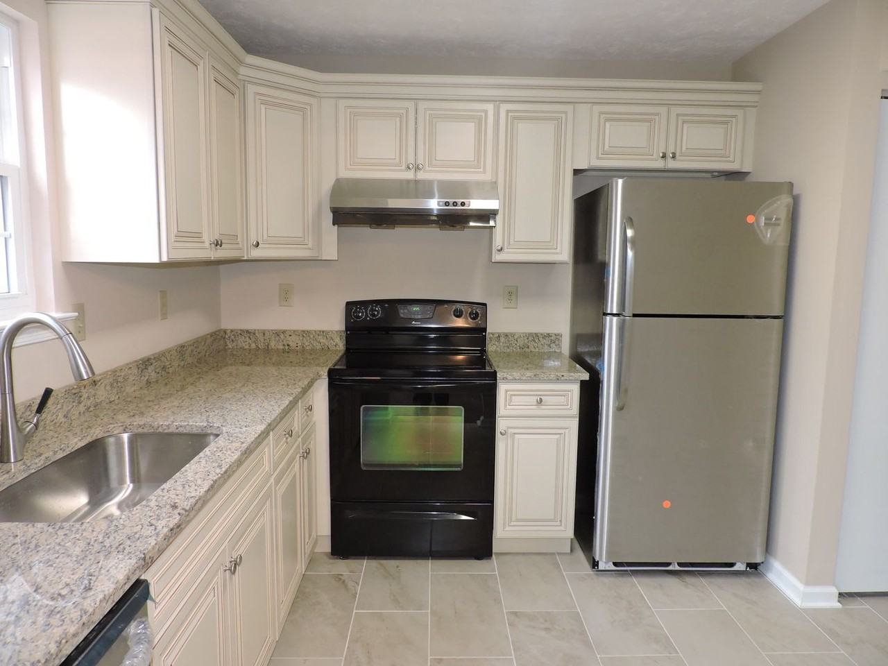 34 Meadowside Ct - Photo 4 of 16