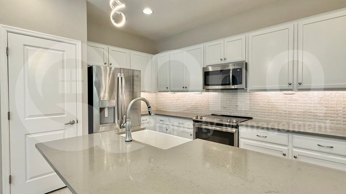 8245 E Impala Ave - Photo 5 of 19