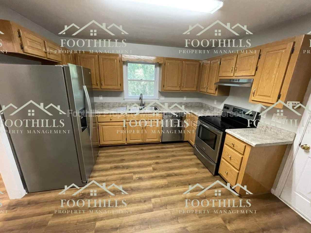 214 Keithwood Dr - Photo 5 of 23