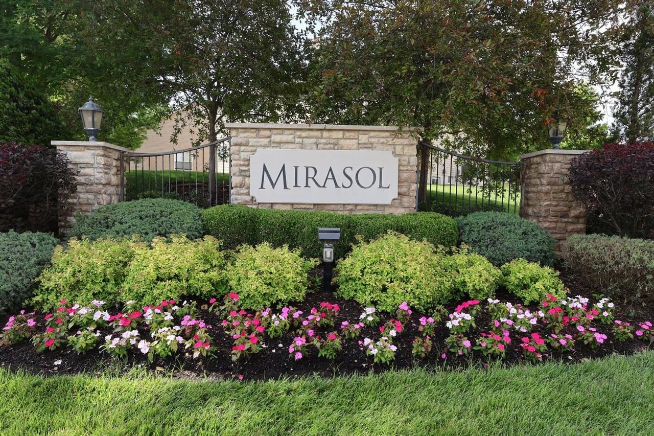 5233 Mirasol Manor Way - Photo 3 of 50