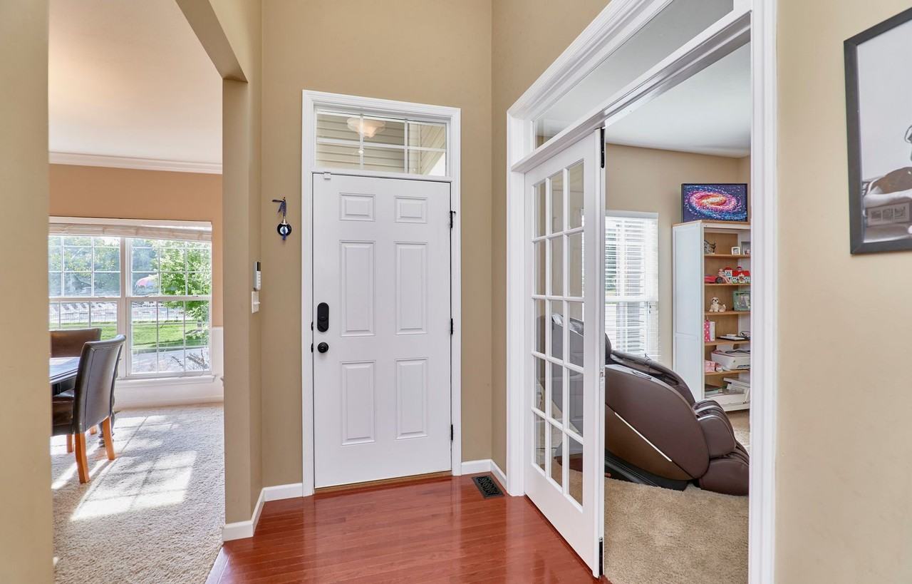 5233 Mirasol Manor Way - Photo 5 of 50