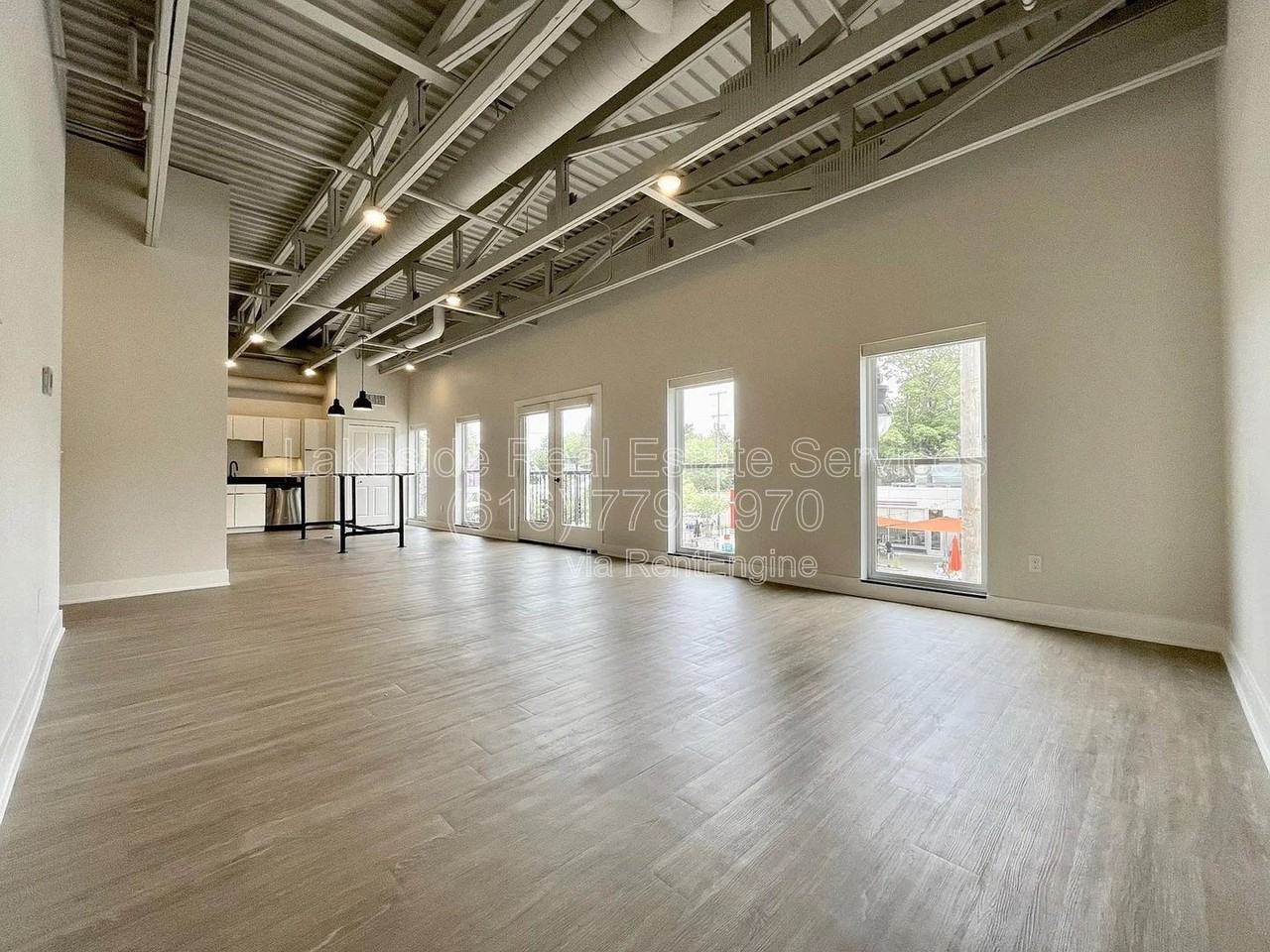 708 Wealthy St Se #H - Photo 5 of 29