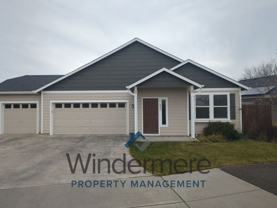 212 Sw Doans Ave - Photo 1 of 1