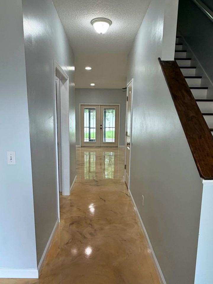 114 Paradise Ct - Photo 3 of 32
