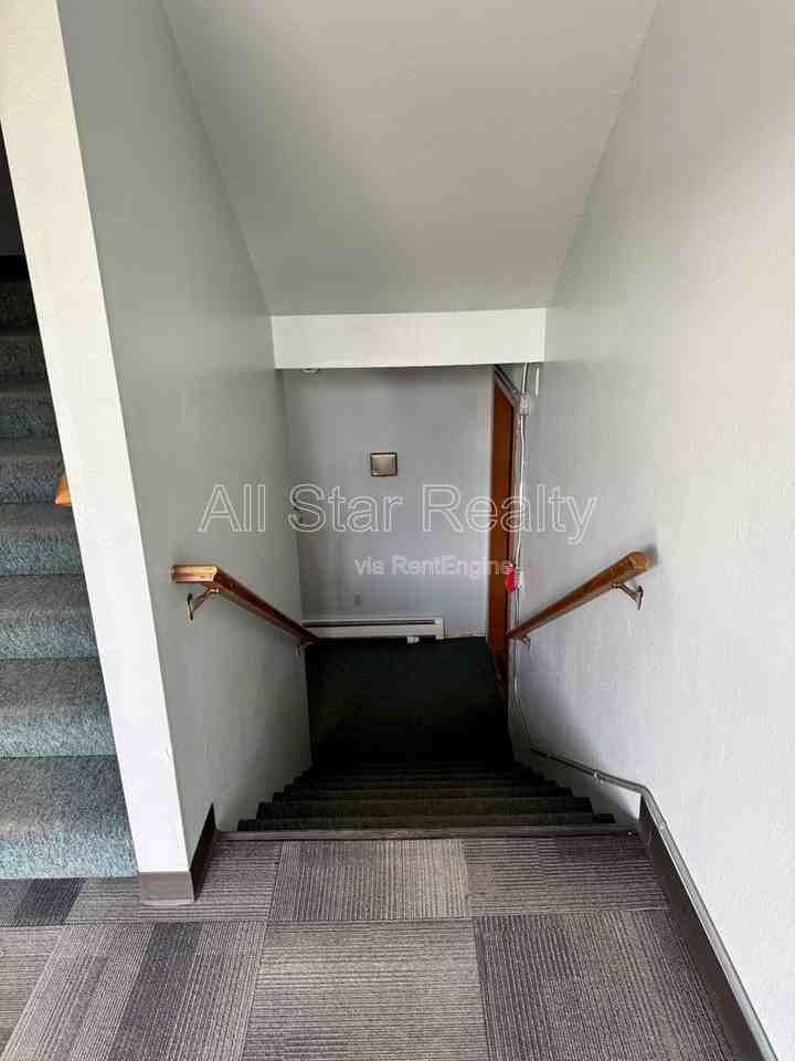 211 Mccarrey St #2B - Photo 5 of 19