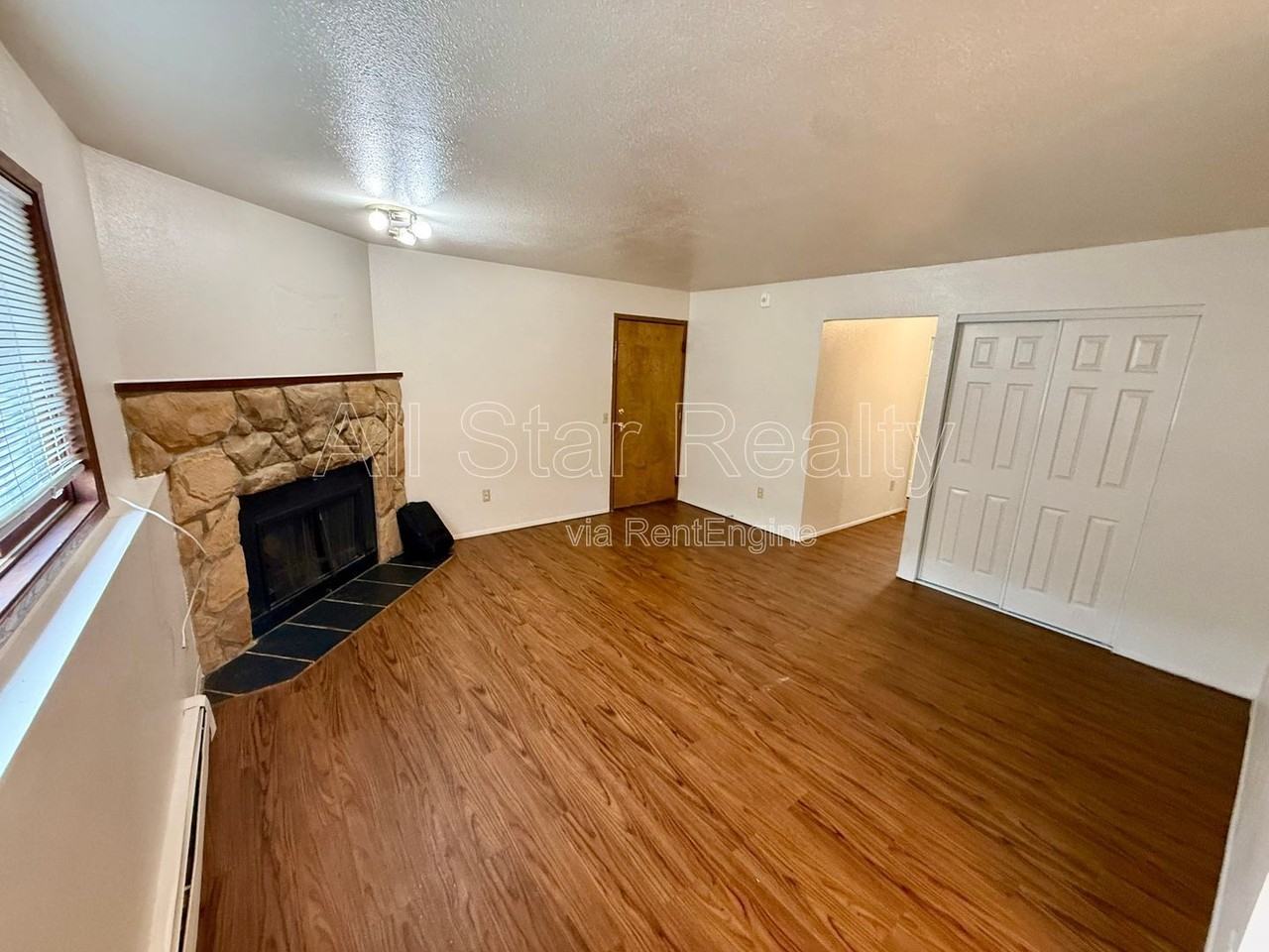 211 Mccarrey St #2B - Photo 7 of 19
